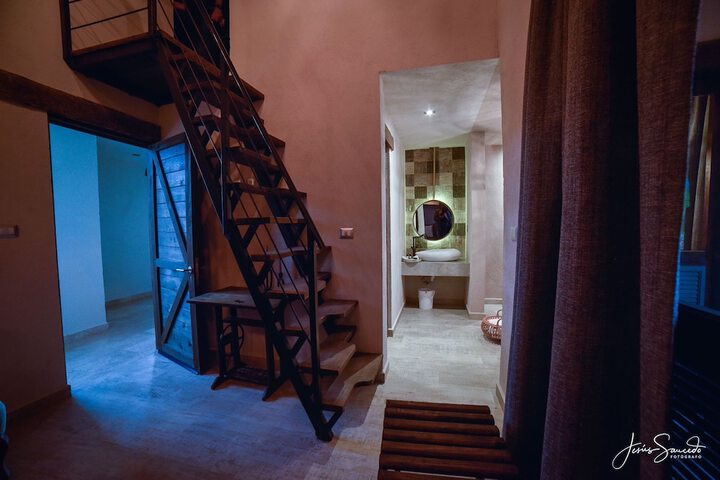 Room 40 of 131