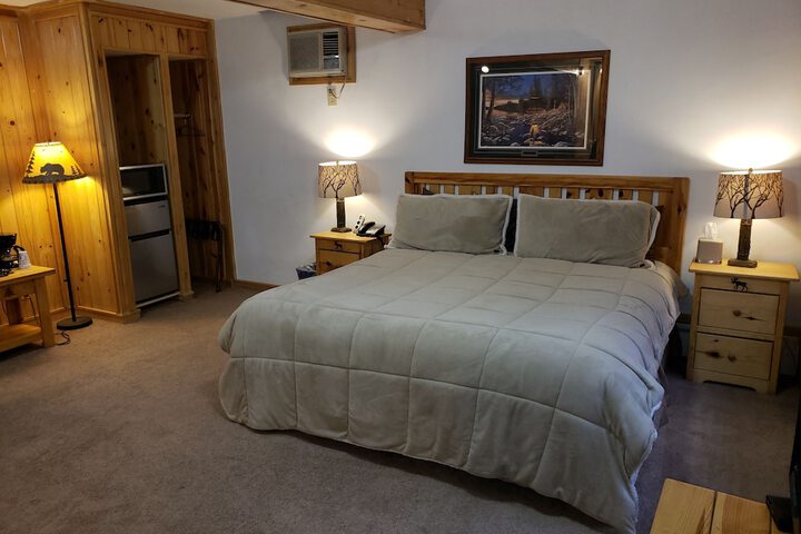 Room 34 of 66
