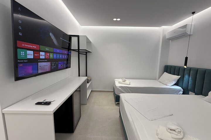 Room 49 of 104