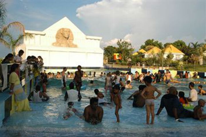 Pool 26 of 50