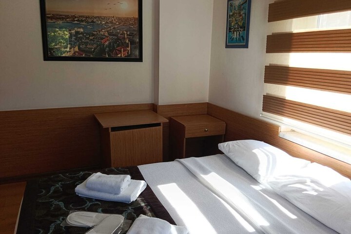 Room 40 of 72
