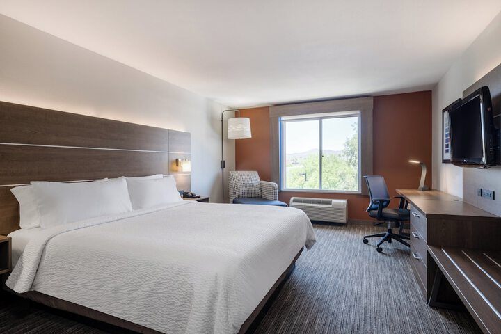 Room 14 of 56