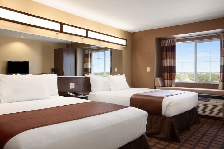 Room 8 of 23