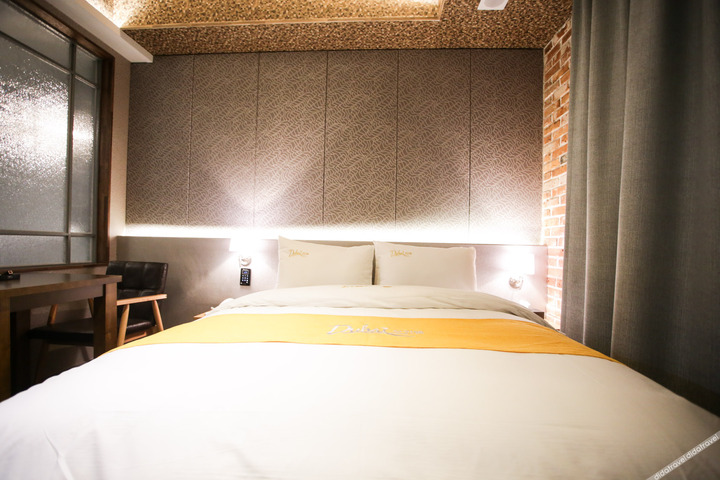 Room 60 of 91