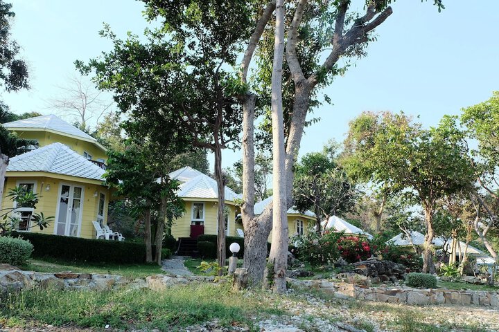 Property Grounds 68 of 105