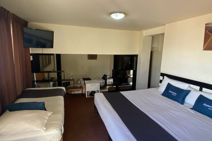 Room 13 of 64