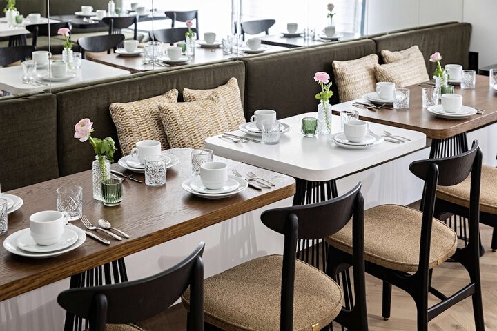 Breakfast area