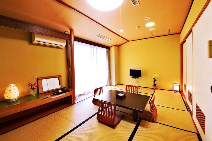 Room 27 of 57
