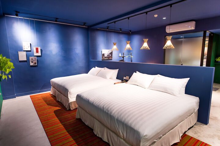 Room 32 of 127