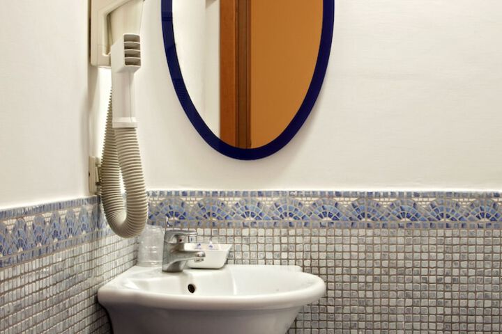 Bathroom Interior Photo