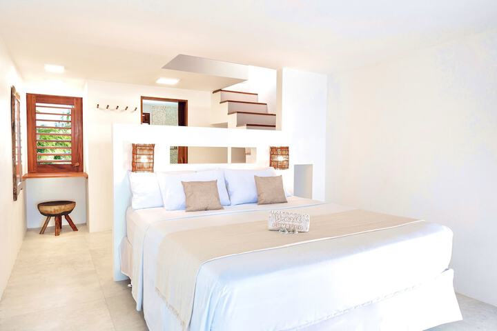 Room 3 of 83