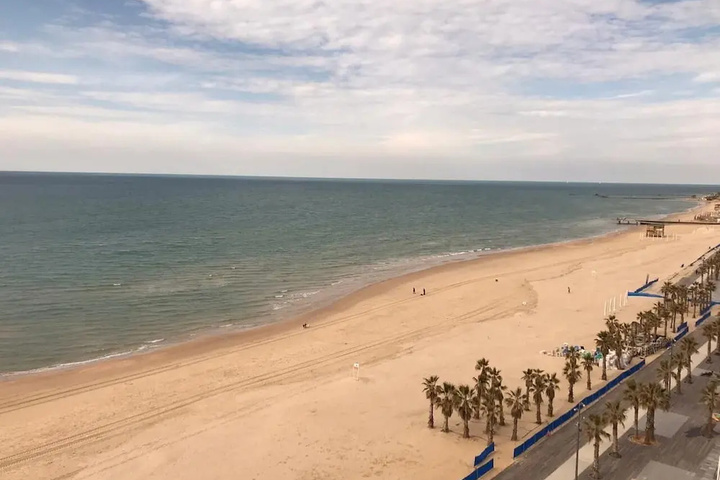 Beach 13 of 18