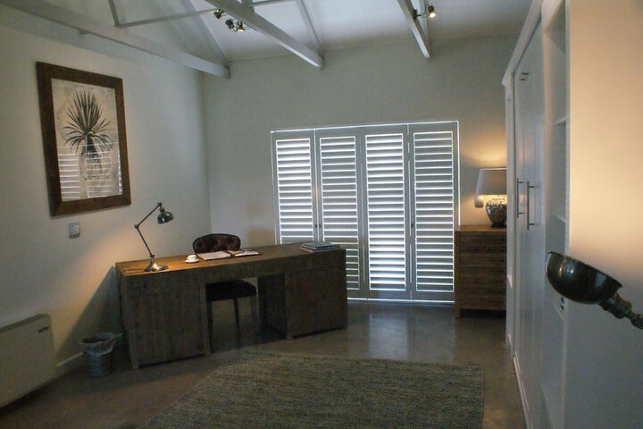 Room 15 of 344