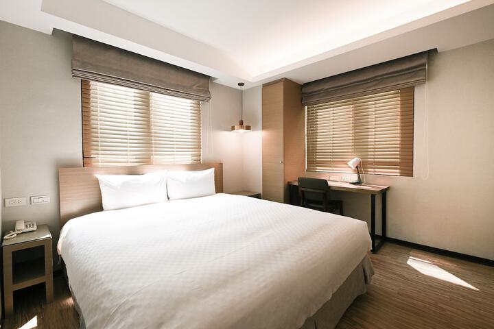 Room 25 of 75