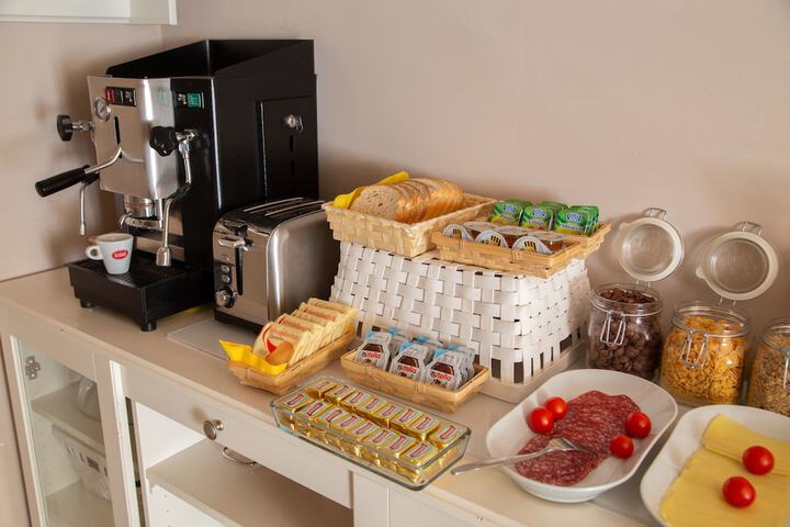 Coffee service