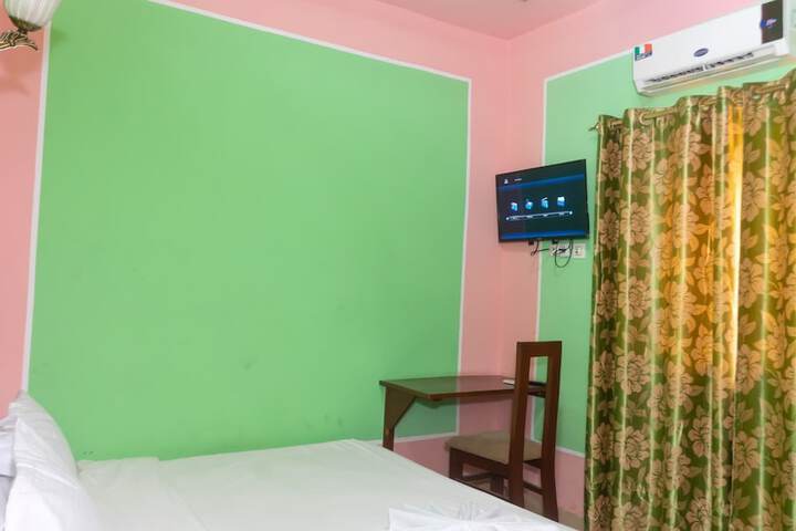 Room 28 of 101