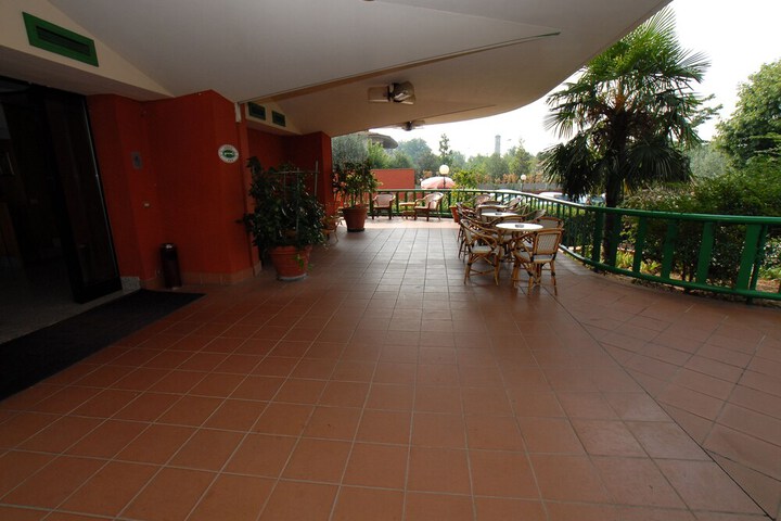 Terrace/Patio 69 of 73