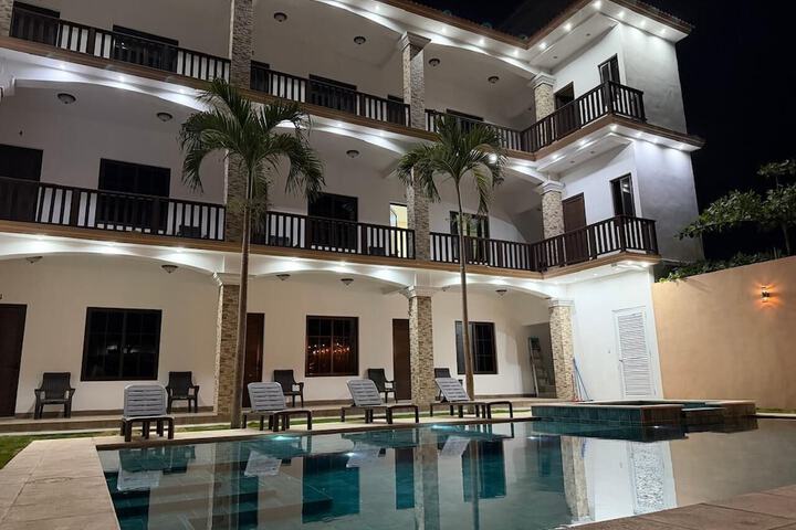 Pool 17 of 17