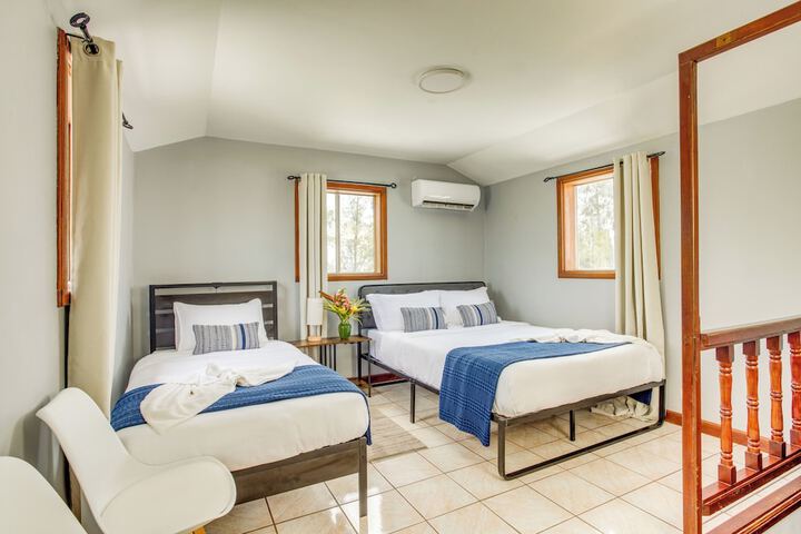 Room 35 of 63