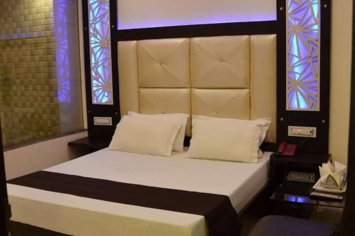 Room 20 of 25