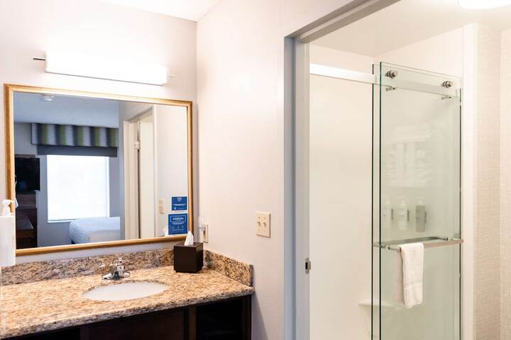 Bathroom shower