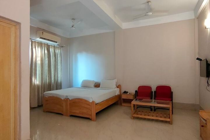 Room 15 of 35