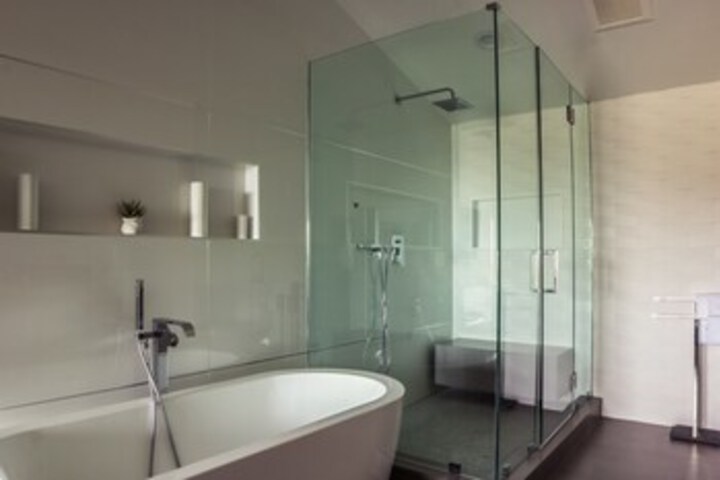 Room 6 of 36