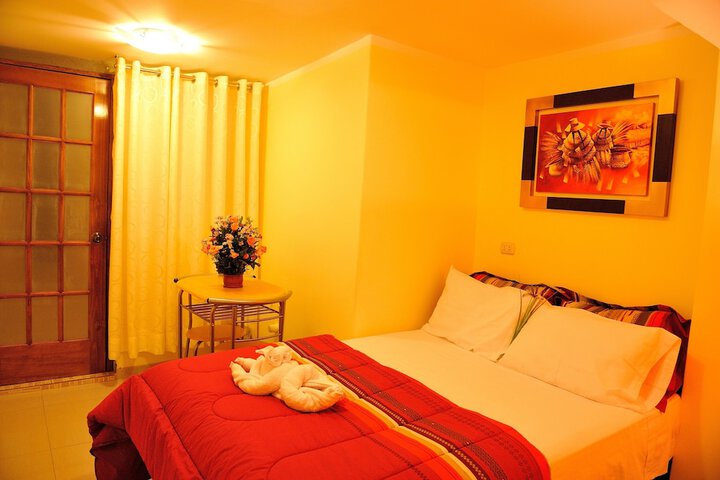 Room 12 of 100