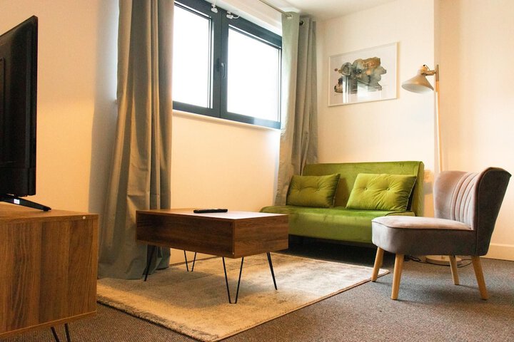Room 11 of 20