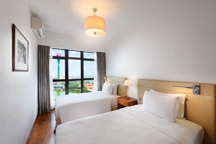 Room 20 of 141