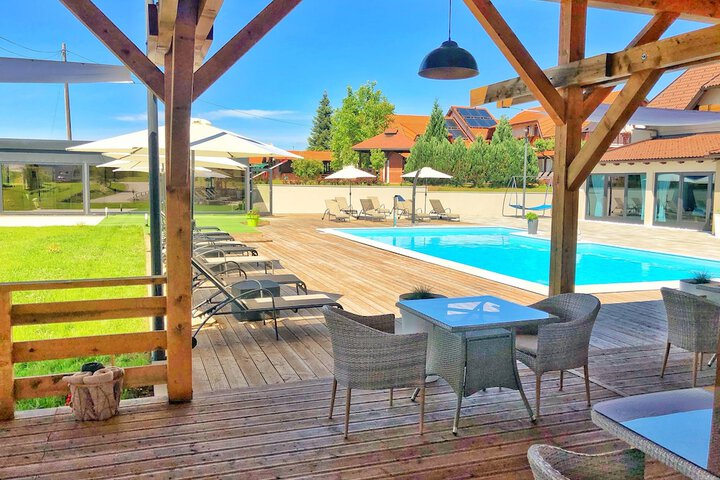 Terrace/Patio 69 of 71