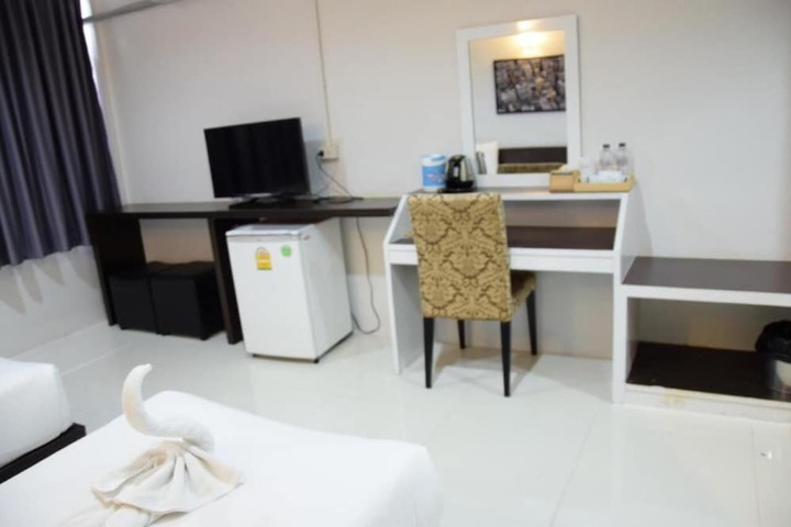 Room 15 of 42