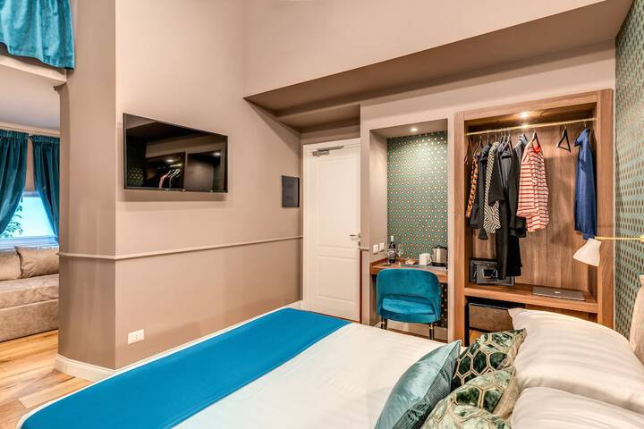 Room 73 of 115