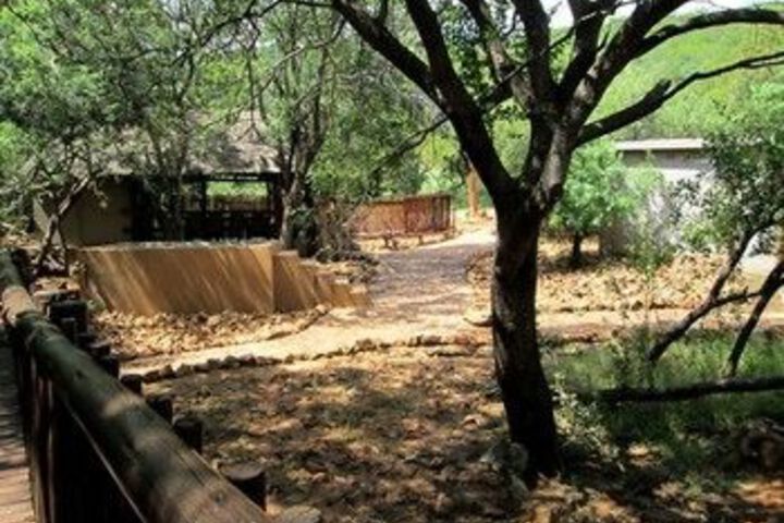 Property Grounds 21 of 23