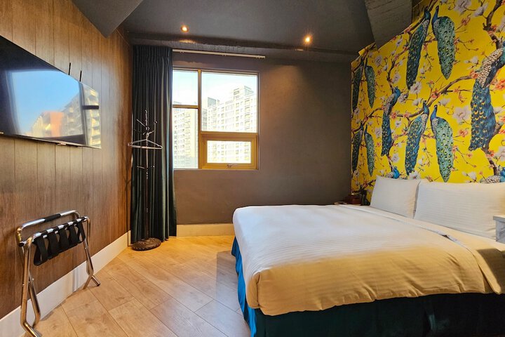 Room 26 of 49