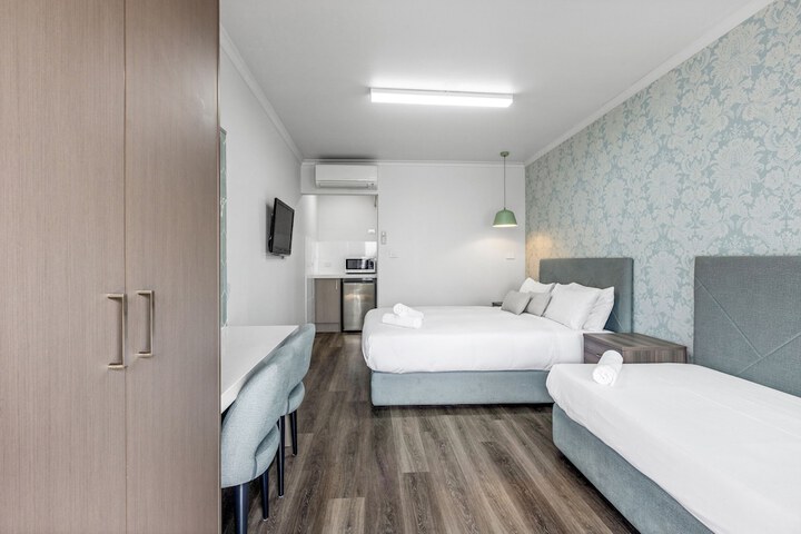 Room 16 of 45