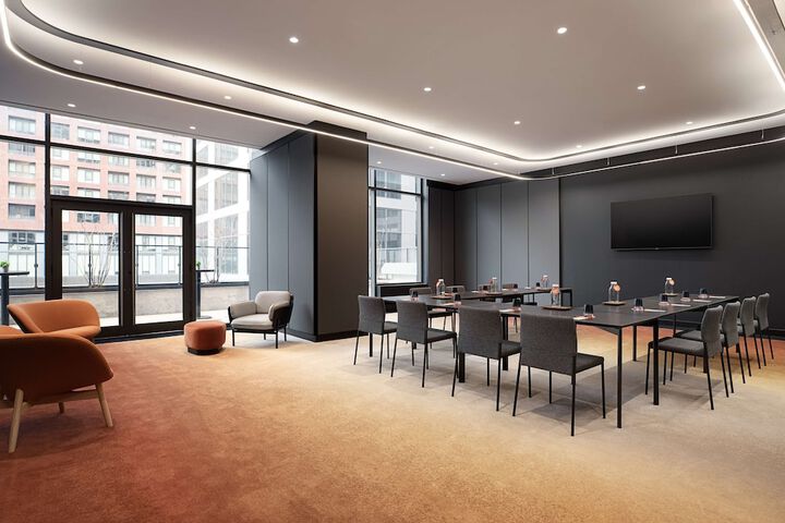 Meeting facility