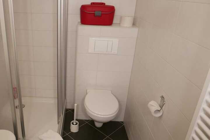 Clean Restrooms