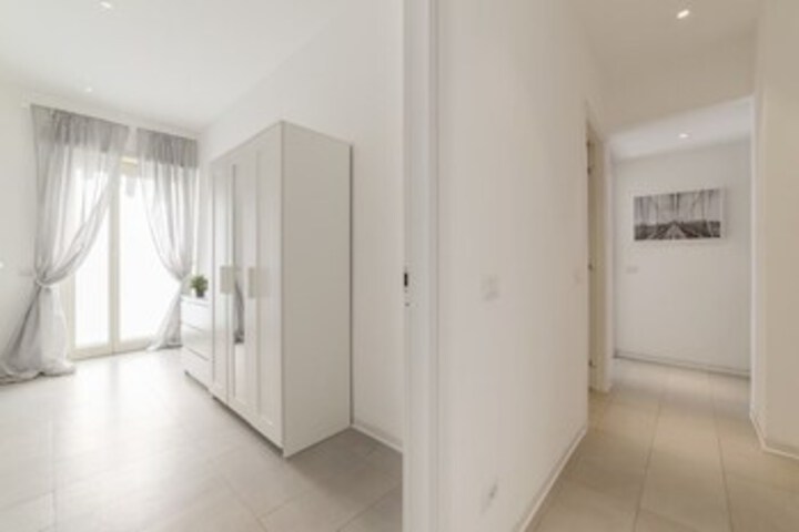 Room 18 of 37