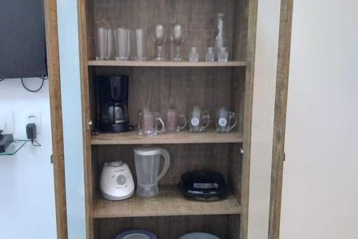Room 7 of 11
