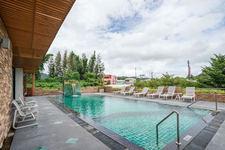 Pool 55 of 64