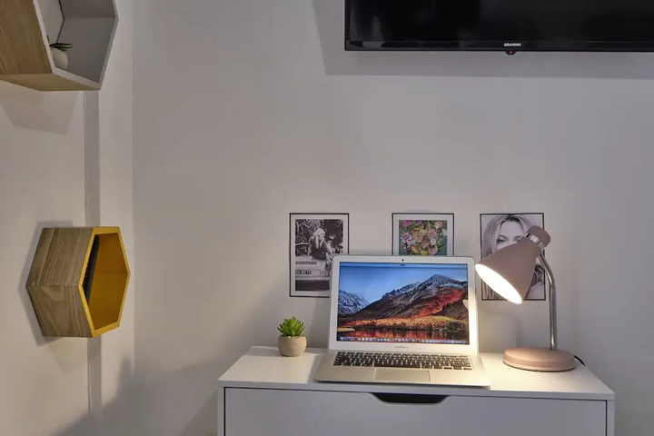 Room 2 of 14