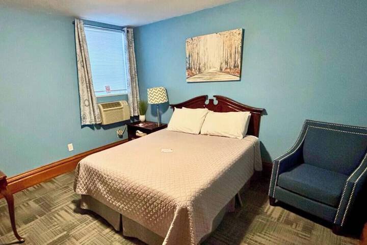 Room 9 of 41