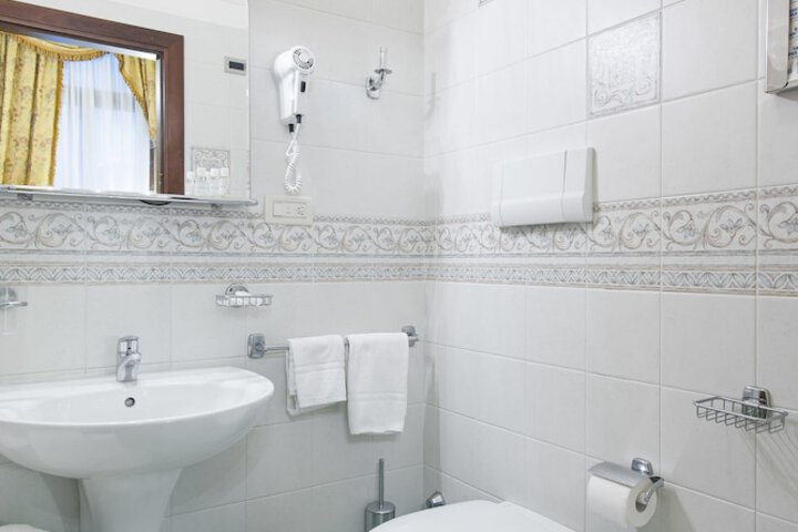 Clean Restrooms