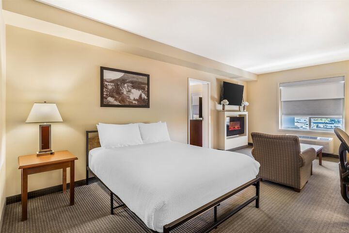 Room 25 of 87