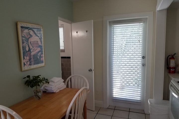 Room 64 of 218