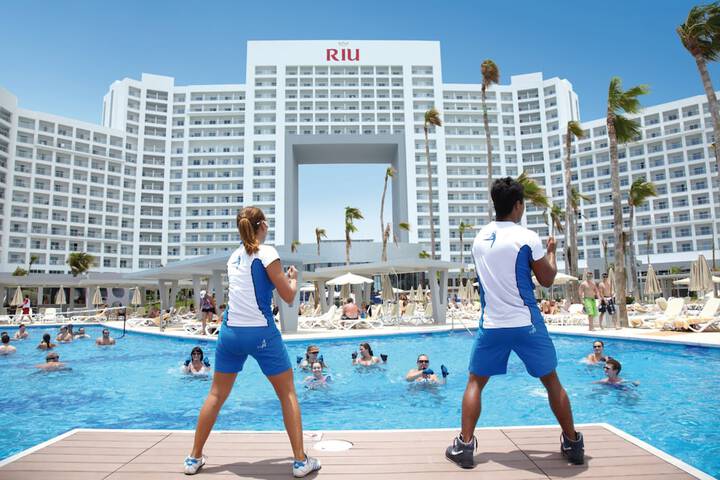 Pools & Facilities