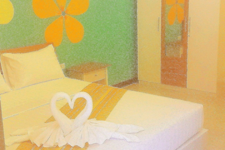 Room 8 of 40