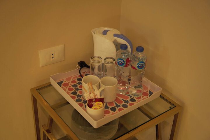 Room 34 of 148