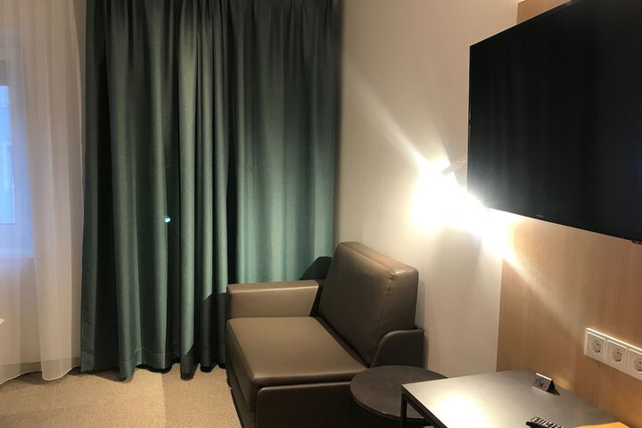 Room 23 of 52